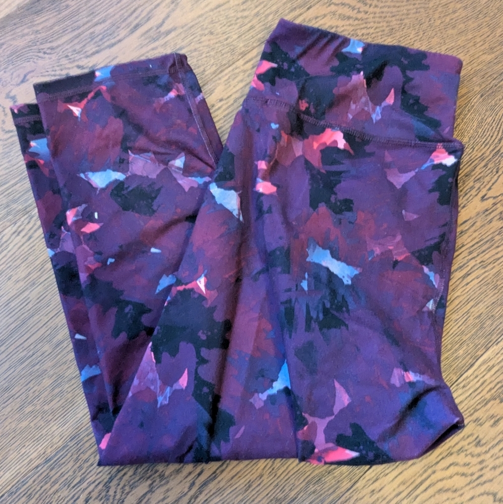 Old Navy Active go dry capri